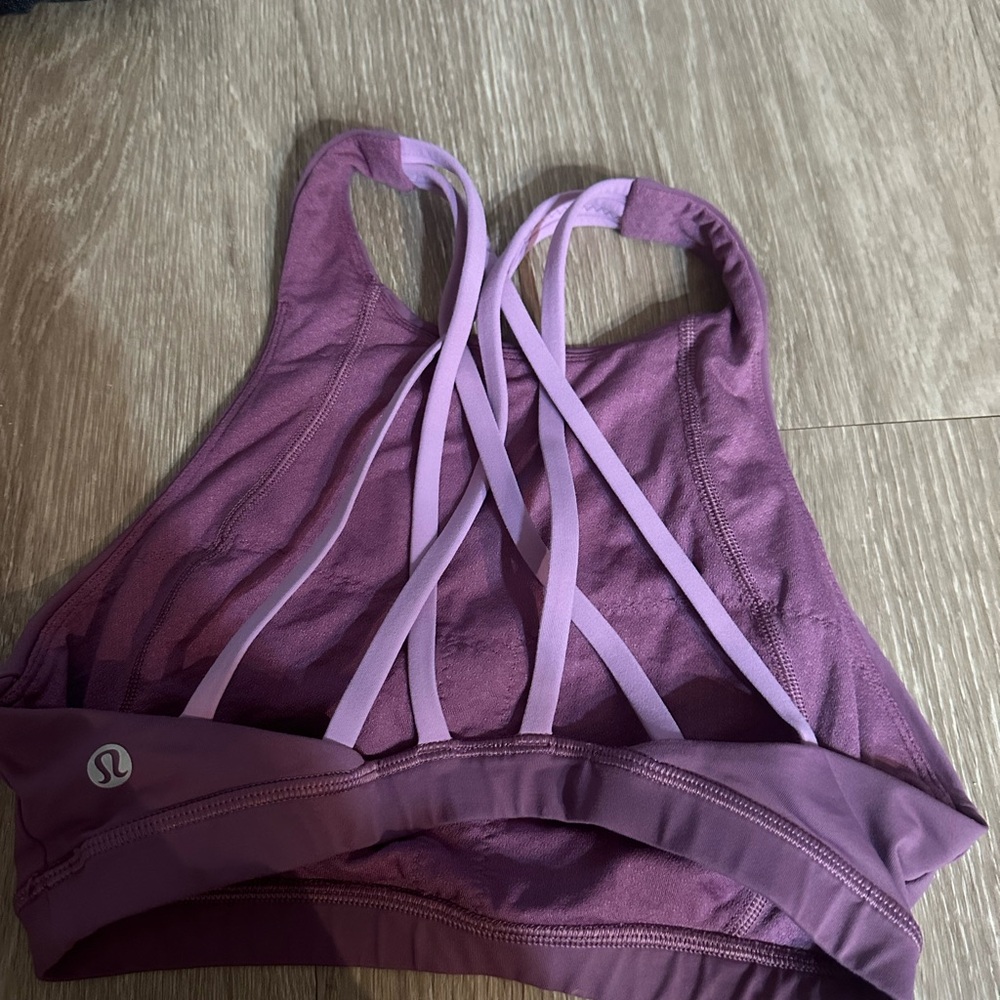 Lululemon sports bra. Size 4